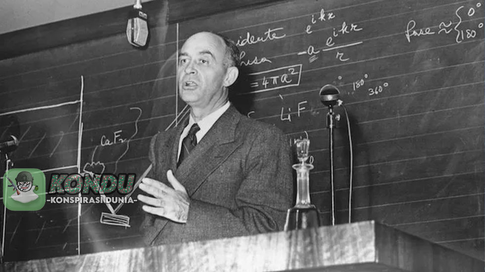 Penemu Bom Atom Pertama Ilmuwan Asal Italia Enrico Fermi