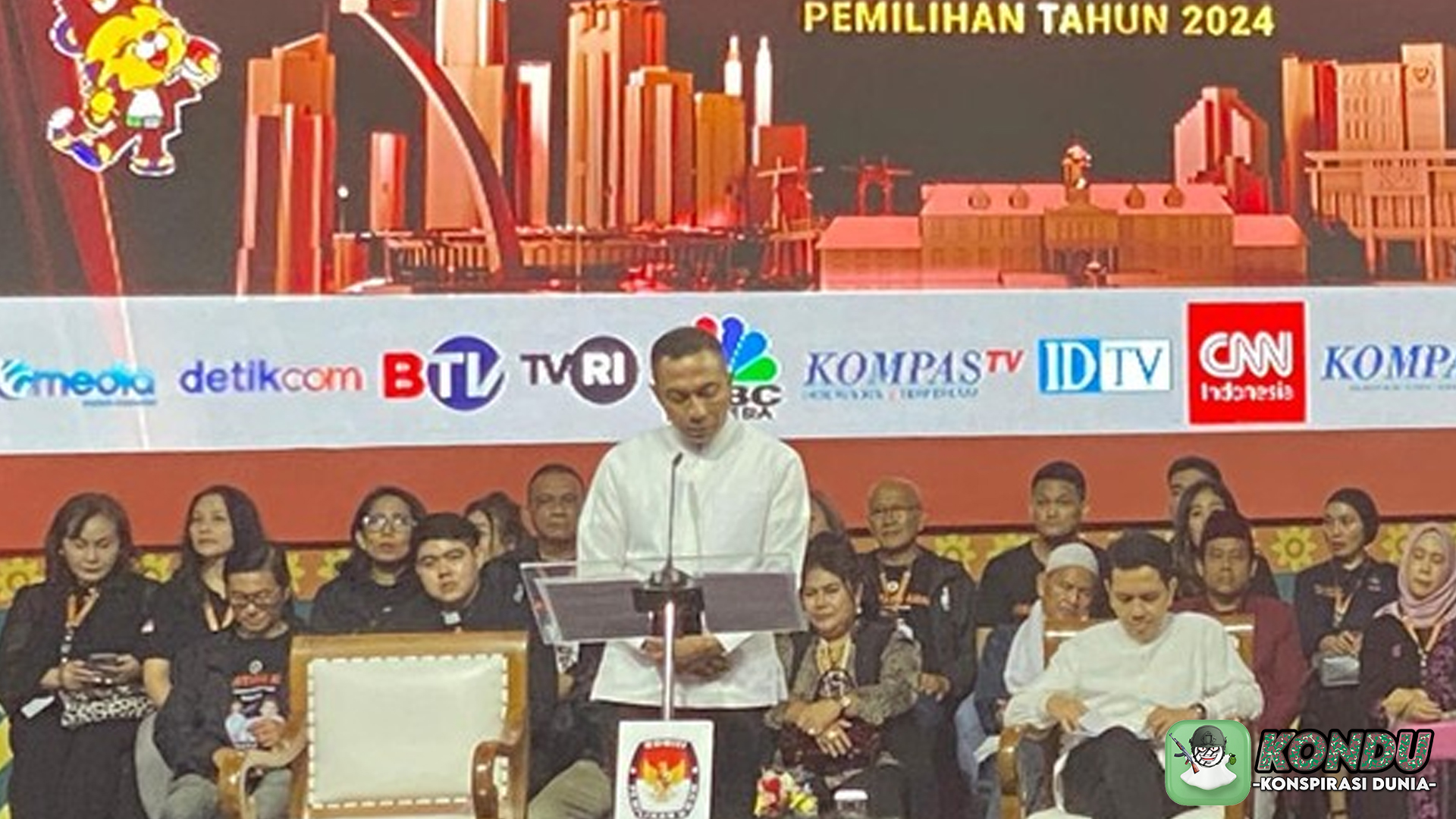 Stand-Up Debat: Konspirasi Dharma Pangrekun Viral